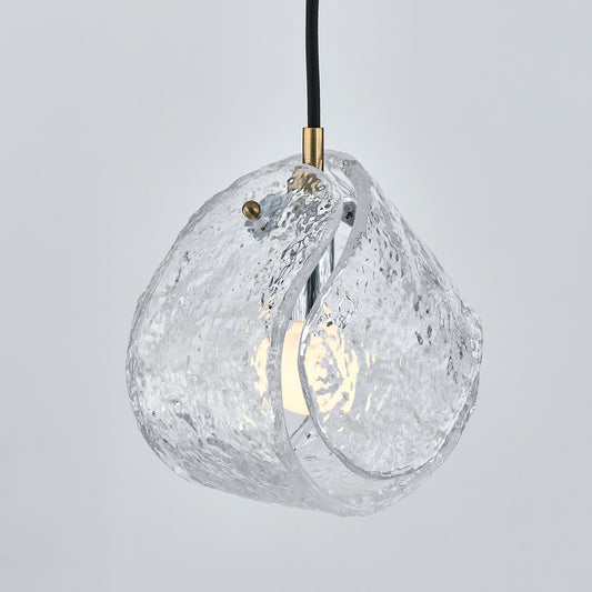 Pallina 6-in 1 Light Socket Winter Brass Pendant