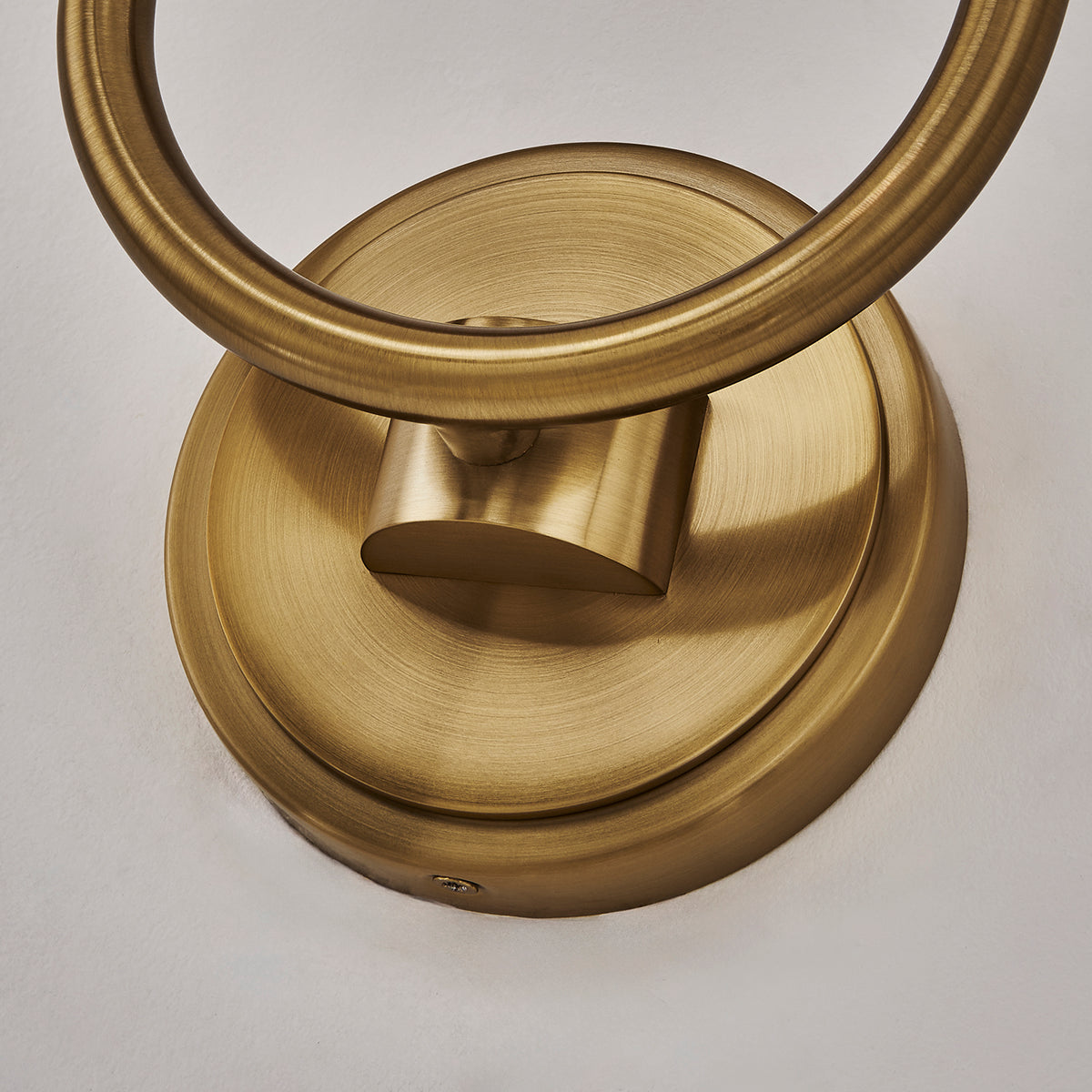 Verde 10-in 2 Light Socket Satin Brass Wall Sconce