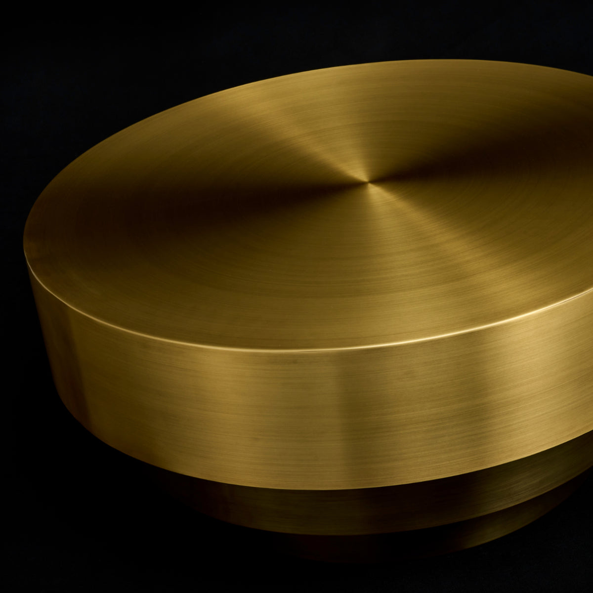Laureato 34-in Natural Brass Table